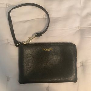 Black coach wristlet great condition